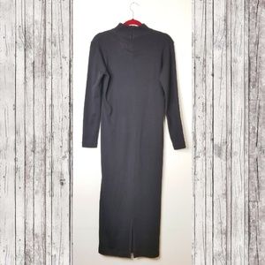 Maggy London Dresses - Maggy London Mock Turtleneck Sweater Bodycon Dress Maggy London Dresses - Maggy London Mock Turtleneck Sweater Bodycon Dress